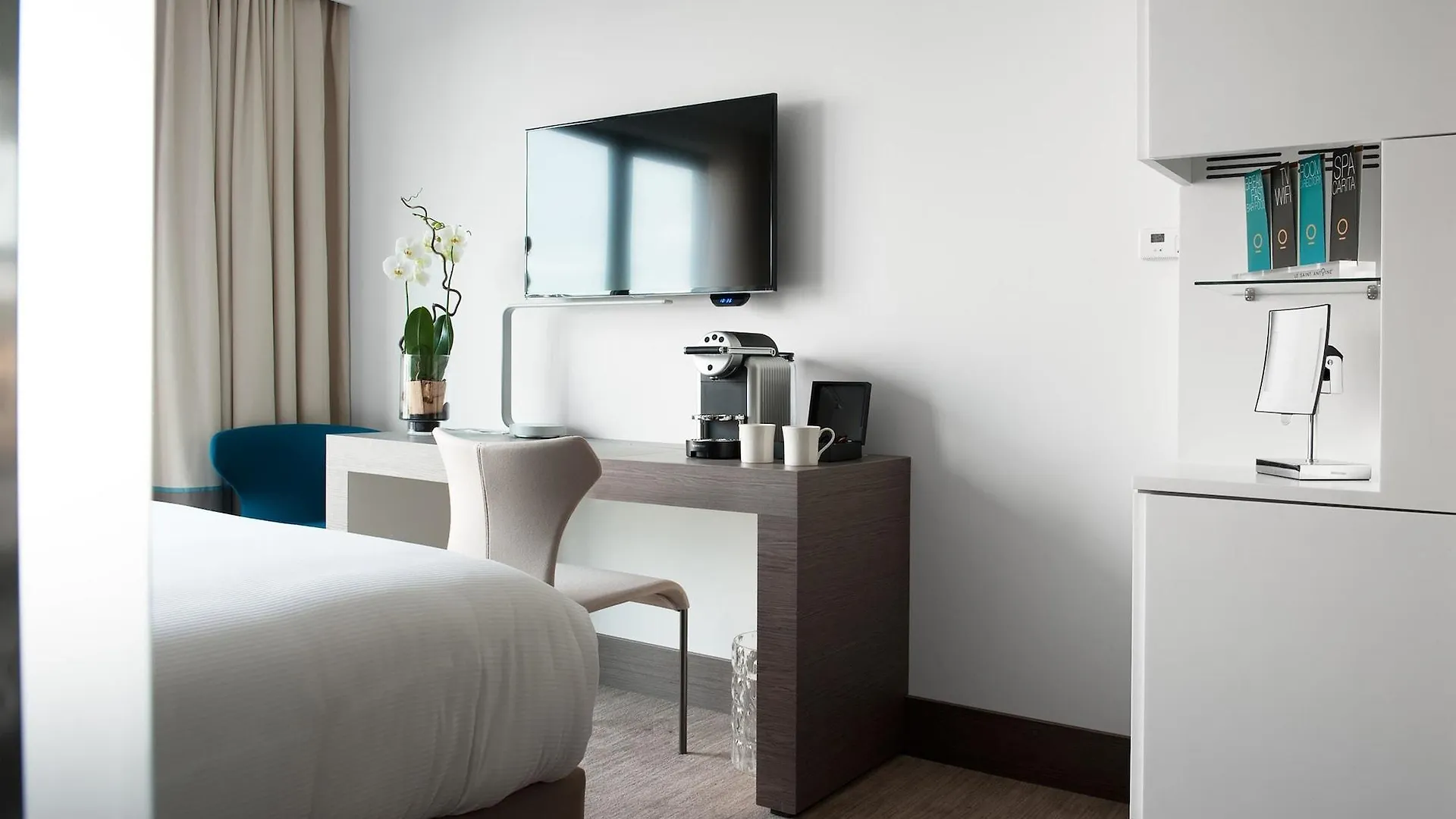BW Premier Collection Le Saint Antoine Hotel Et Spa Rennes 4*,